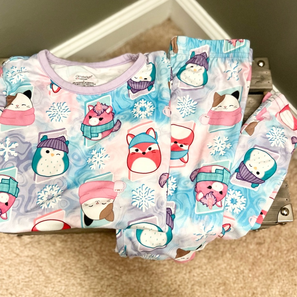 Cuddl Duds Girls Squishmallow ClimateRight Cozy Winter Layering Set Size S 6/7